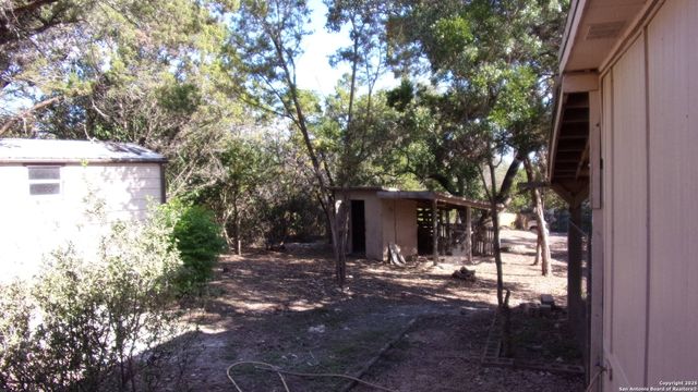 252 SIR WINSTON DR, Canyon Lake, TX 78133