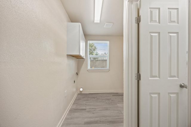 2315 S Poppy Avenue, Fresno, CA 93706