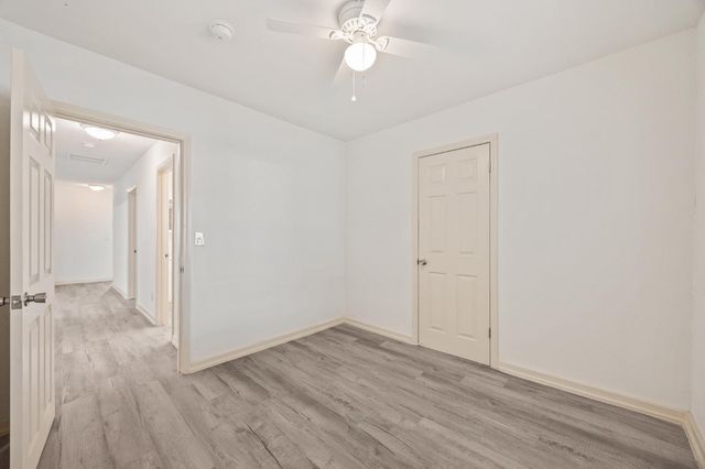 2315 S Poppy Avenue, Fresno, CA 93706