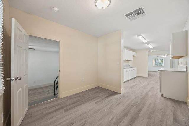 2315 S Poppy Avenue, Fresno, CA 93706