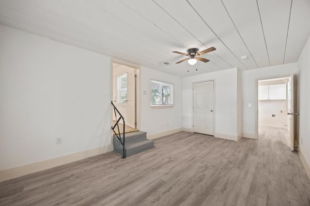 2315 S Poppy Avenue, Fresno, CA 93706