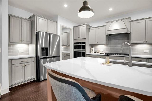 911 Gambino Trace, Peachtree City, GA 30269