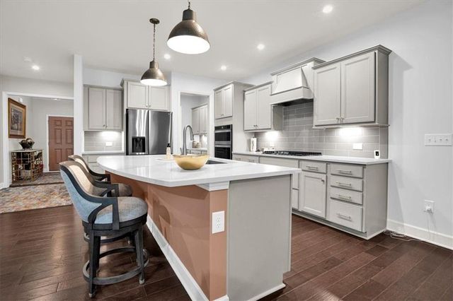 911 Gambino Trace, Peachtree City, GA 30269