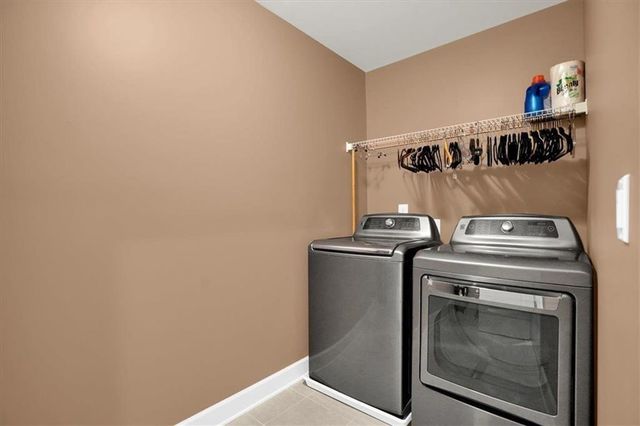 911 Gambino Trace, Peachtree City, GA 30269