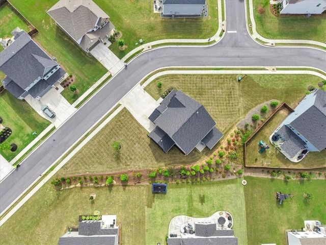 911 Gambino Trace, Peachtree City, GA 30269