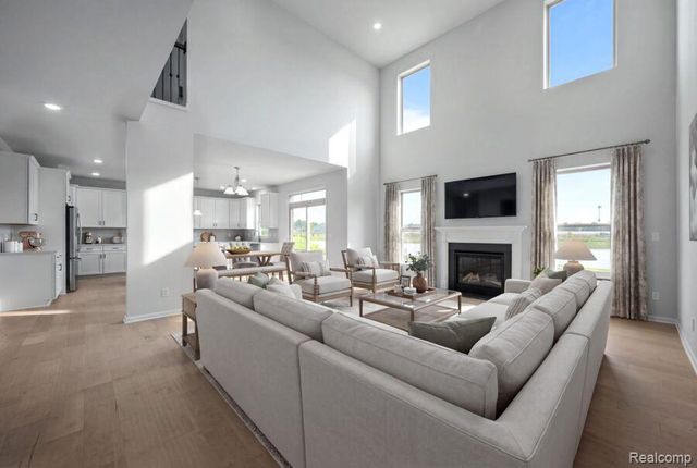 61870 Hevel Lane, Washington, MI 48094