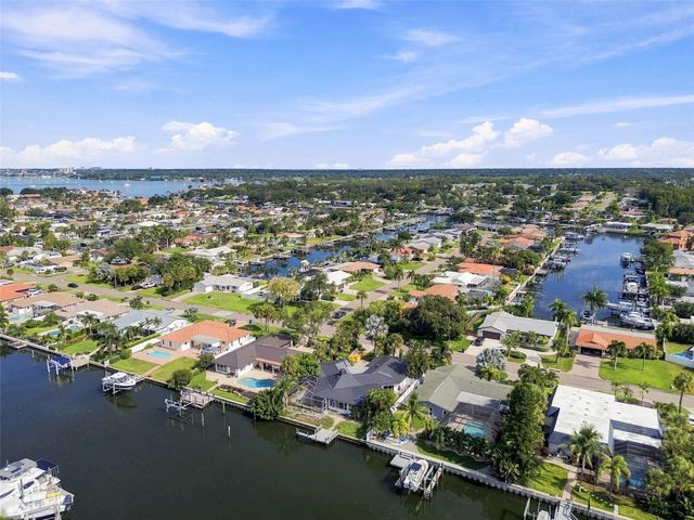 3830 46TH AVENUE S, St Petersburg, FL 33711