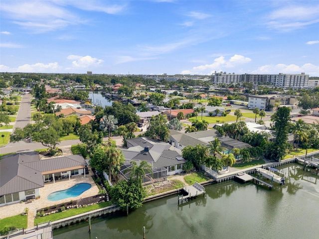 3830 46TH AVENUE S, St Petersburg, FL 33711