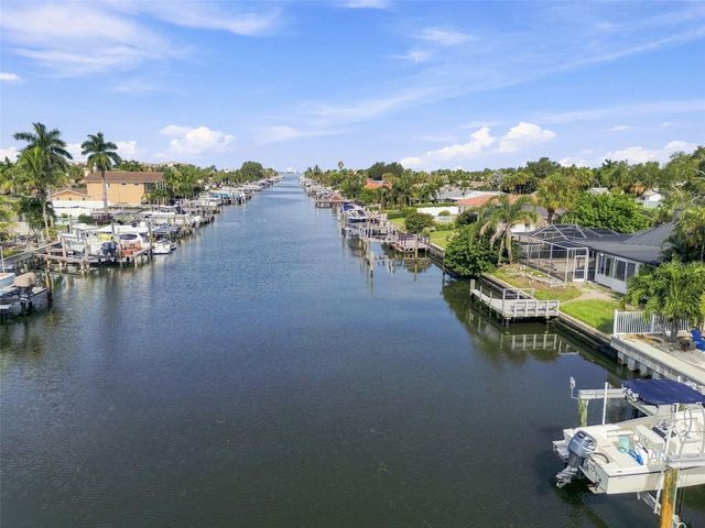 3830 46TH AVENUE S, St Petersburg, FL 33711