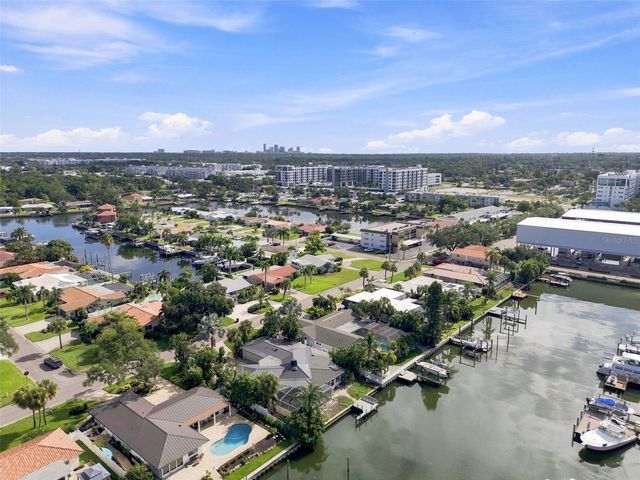 3830 46TH AVENUE S, St Petersburg, FL 33711