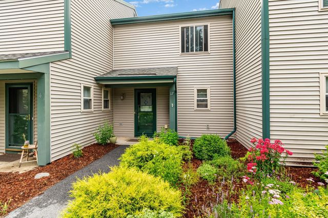 17 Hideaway Lane, Williston, VT 05495