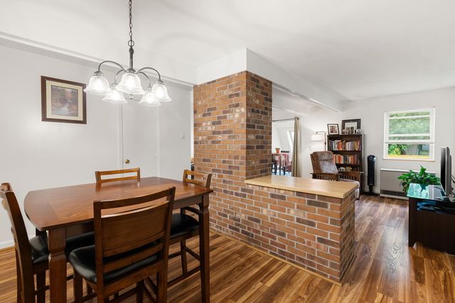 17 Hideaway Lane, Williston, VT 05495