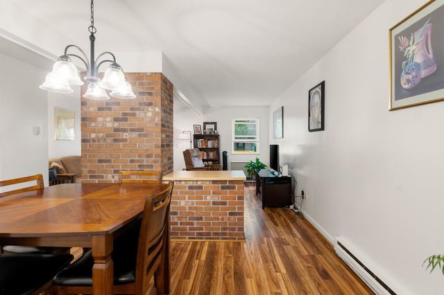 17 Hideaway Lane, Williston, VT 05495
