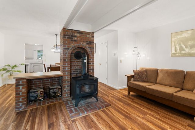 17 Hideaway Lane, Williston, VT 05495
