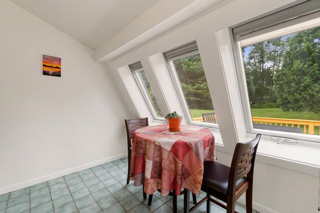 17 Hideaway Lane, Williston, VT 05495
