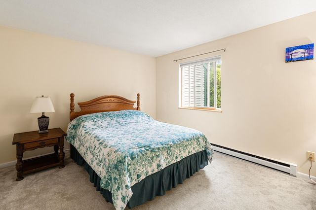 17 Hideaway Lane, Williston, VT 05495