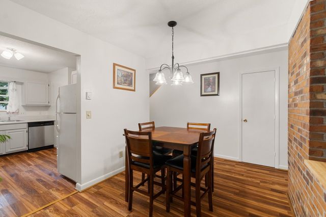17 Hideaway Lane, Williston, VT 05495