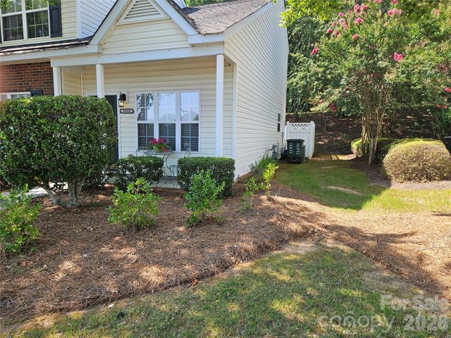 16931 Greenlawn Hills Court, Charlotte, NC 28213