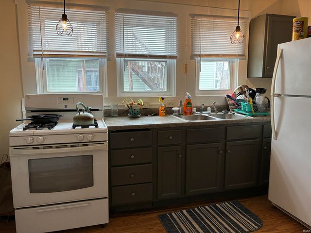 415 Cross Street, Goshen, IN 46528