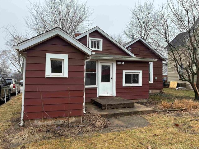 415 Cross Street, Goshen, IN 46528