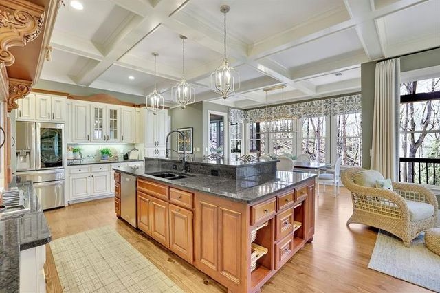 121 SEMINOLE SKY, Dahlonega, GA 30533