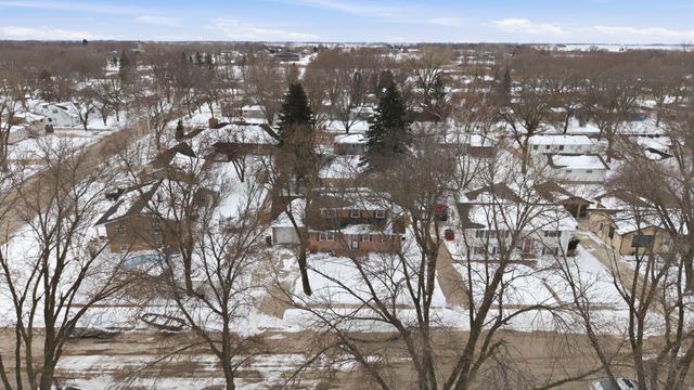 1109 13th Avenue SW, Willmar, MN 56201