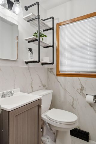 1109 13th Avenue SW, Willmar, MN 56201