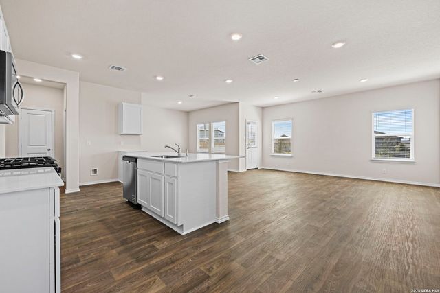 157 Sabine Gull, San Antonio, TX 78253