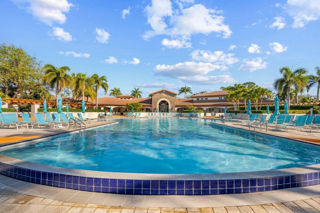 118 EVERGRENE Parkway, Palm Beach Gardens, FL 33410