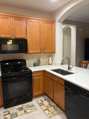 118 EVERGRENE Parkway, Palm Beach Gardens, FL 33410