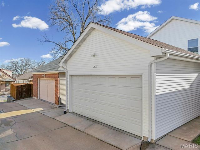 2637 Pearl Avenue, St Louis, MO 63139