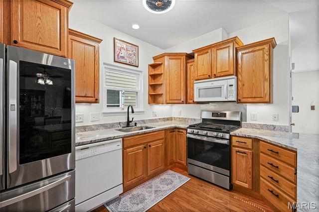 2637 Pearl Avenue, St Louis, MO 63139