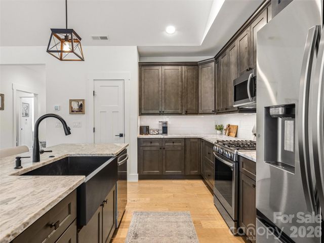 181 Byron Forest Drive, Horse Shoe, NC 28742