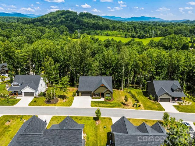181 Byron Forest Drive, Horse Shoe, NC 28742