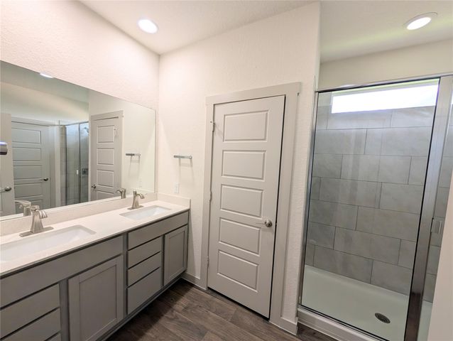 3704 Beechmont DR, Pflugerville, TX 78660