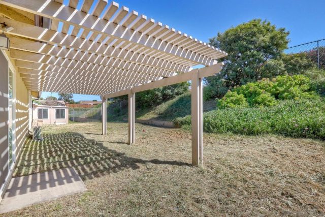 7889 Bloomfield rd, San Diego, CA 92114