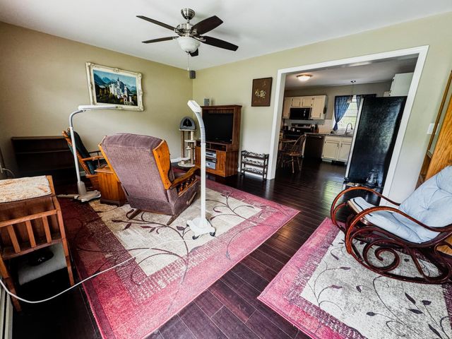 32 Albe Drive, Bennington, VT 05201