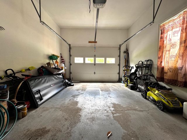 32 Albe Drive, Bennington, VT 05201