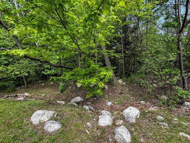 32 Albe Drive, Bennington, VT 05201