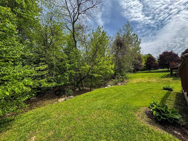 32 Albe Drive, Bennington, VT 05201