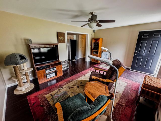 32 Albe Drive, Bennington, VT 05201