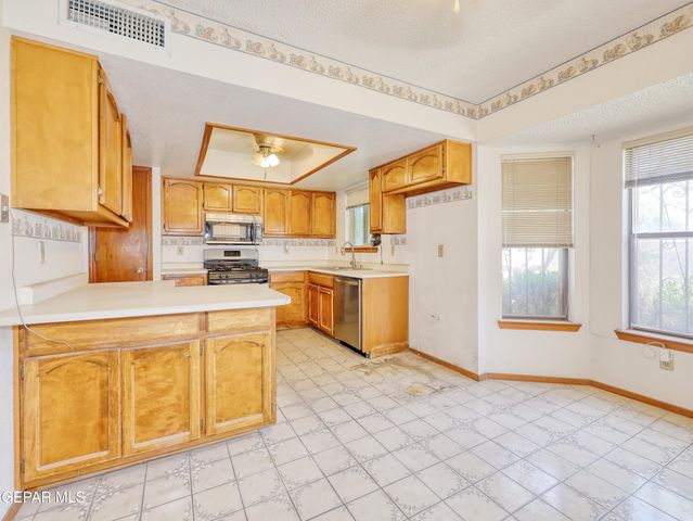 3540 PROUD EAGLE Drive, El Paso, TX 79936