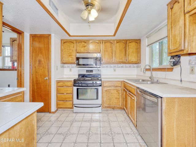 3540 PROUD EAGLE Drive, El Paso, TX 79936