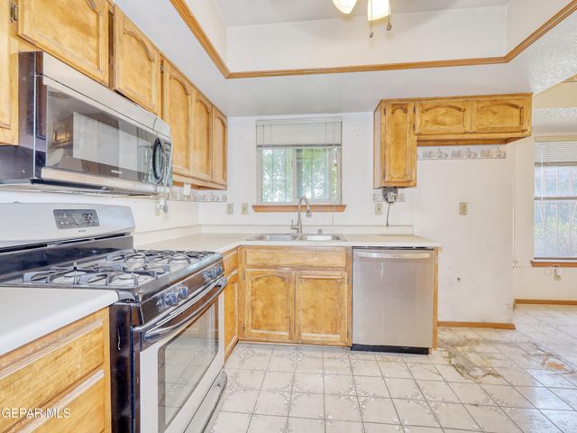3540 PROUD EAGLE Drive, El Paso, TX 79936