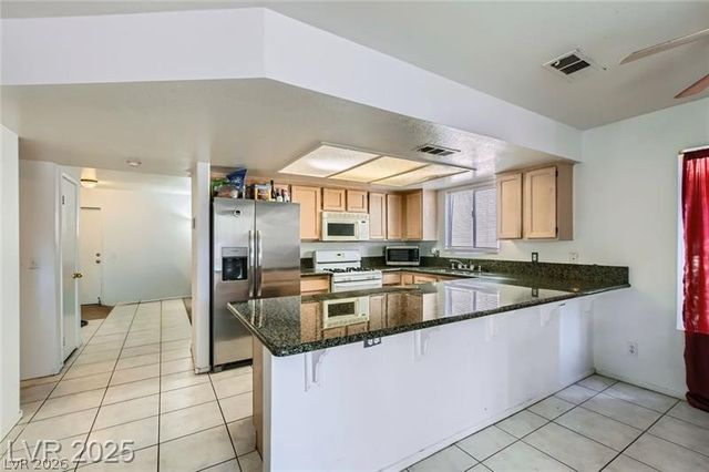 8249 Cactus Canyon Court, Las Vegas, NV 89128