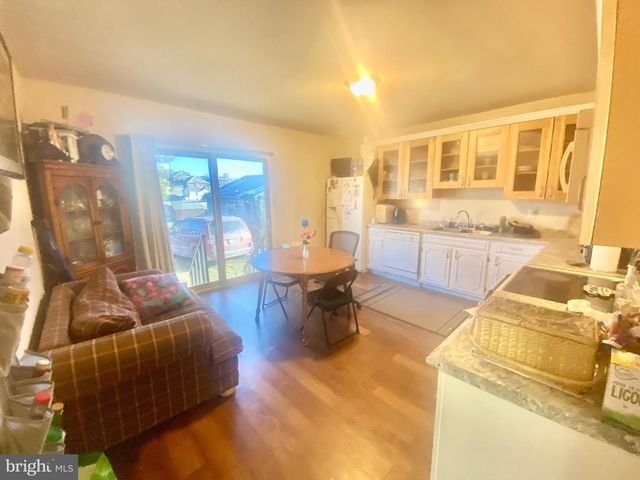 220 OAK STREET, Cumberland, MD 21502