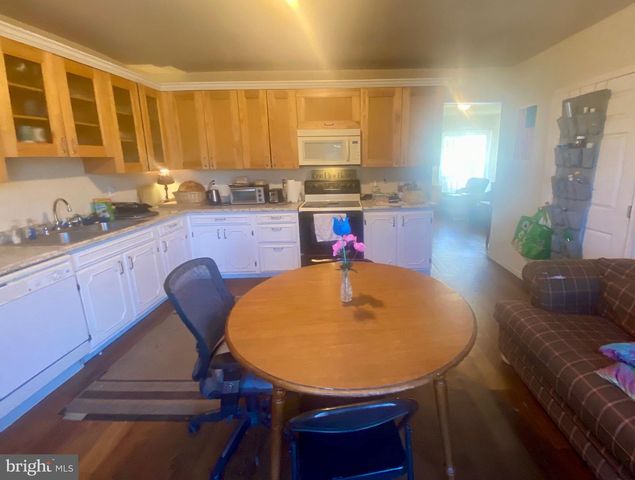 220 OAK STREET, Cumberland, MD 21502