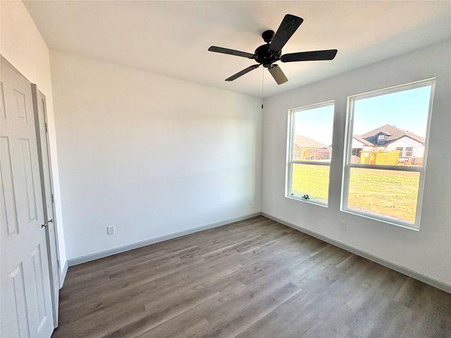 1015 Springview Lane, Mabank, TX 75147