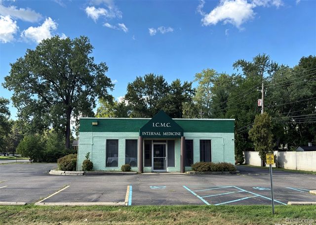 21000 Middlebelt Road, Farmington Hills, MI 48336