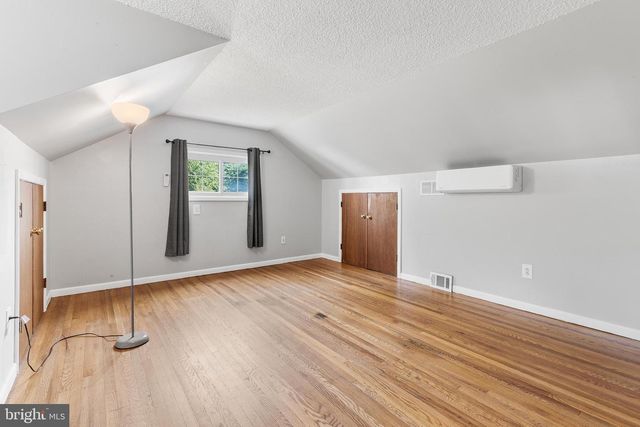 6 MEADOWBROOK LN, Media, PA 19063